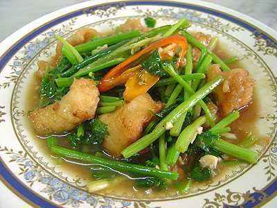 สูตรวิธีการทำอาหารไทย-เนื้อปลากะพงผัดขึ้นฉ่าย