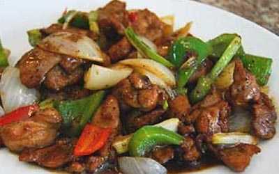 เป็ดผัดพริกไทยดำน้ำมันหอย